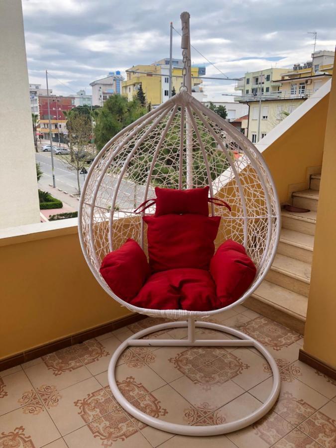 Vogli'S House Apartments & Rooms Дуррес Экстерьер фото
